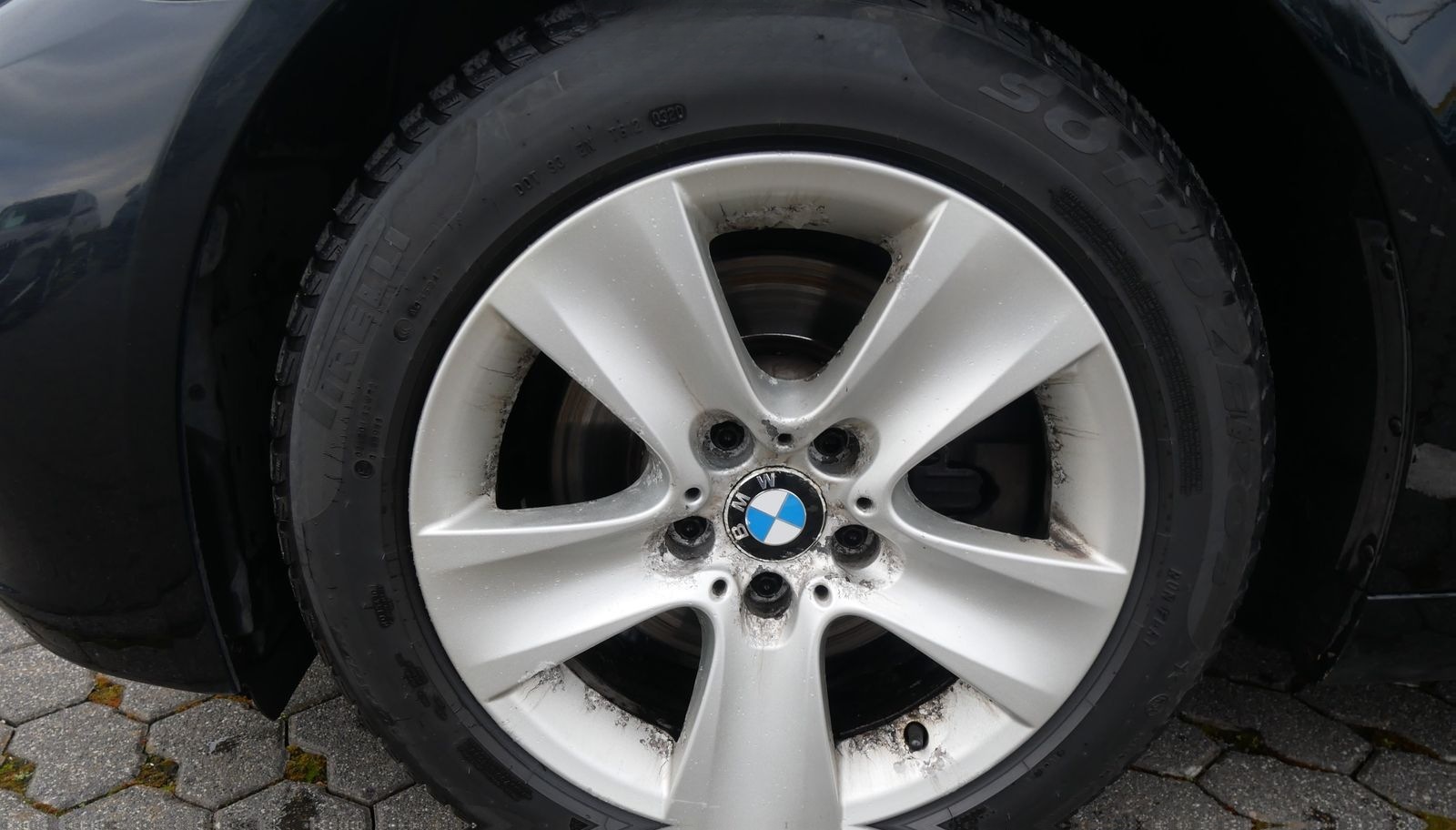 BMW 520d xDrive Lim. Xenon NAV Prof. PDC SHZ foto 9