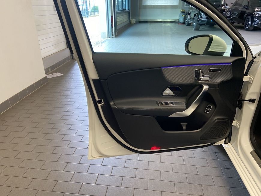 Mercedes-Benz A 180 Lim. Progressive Advanced+/PANO/Beam/Memo foto 12