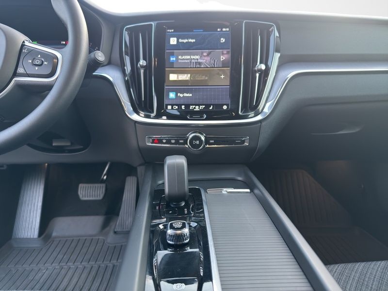 Volvo V 60 B4 CORE KAMERA LED STANDHZG TEMPOMAT foto 16