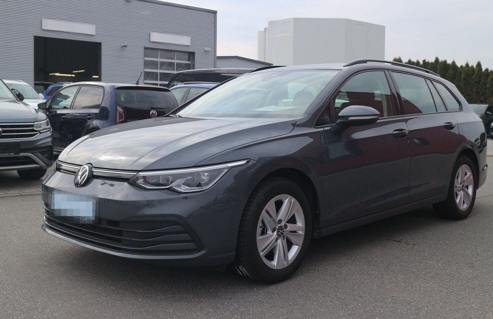 Volkswagen Golf VIII Variant 1.5  eTSI Life DSG KLIMA LED N foto 2