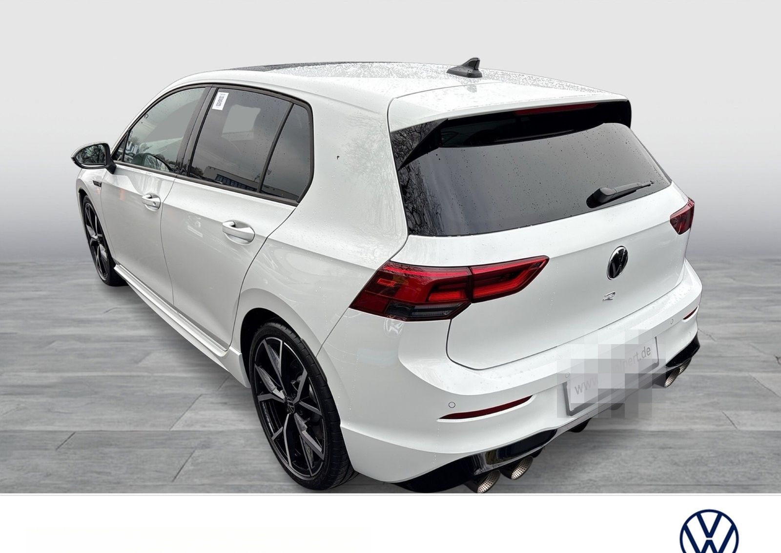 Volkswagen Golf VIII 2.0 R 4X4 AKRAPOVIC CAM ACC LM19 LED+ foto 2