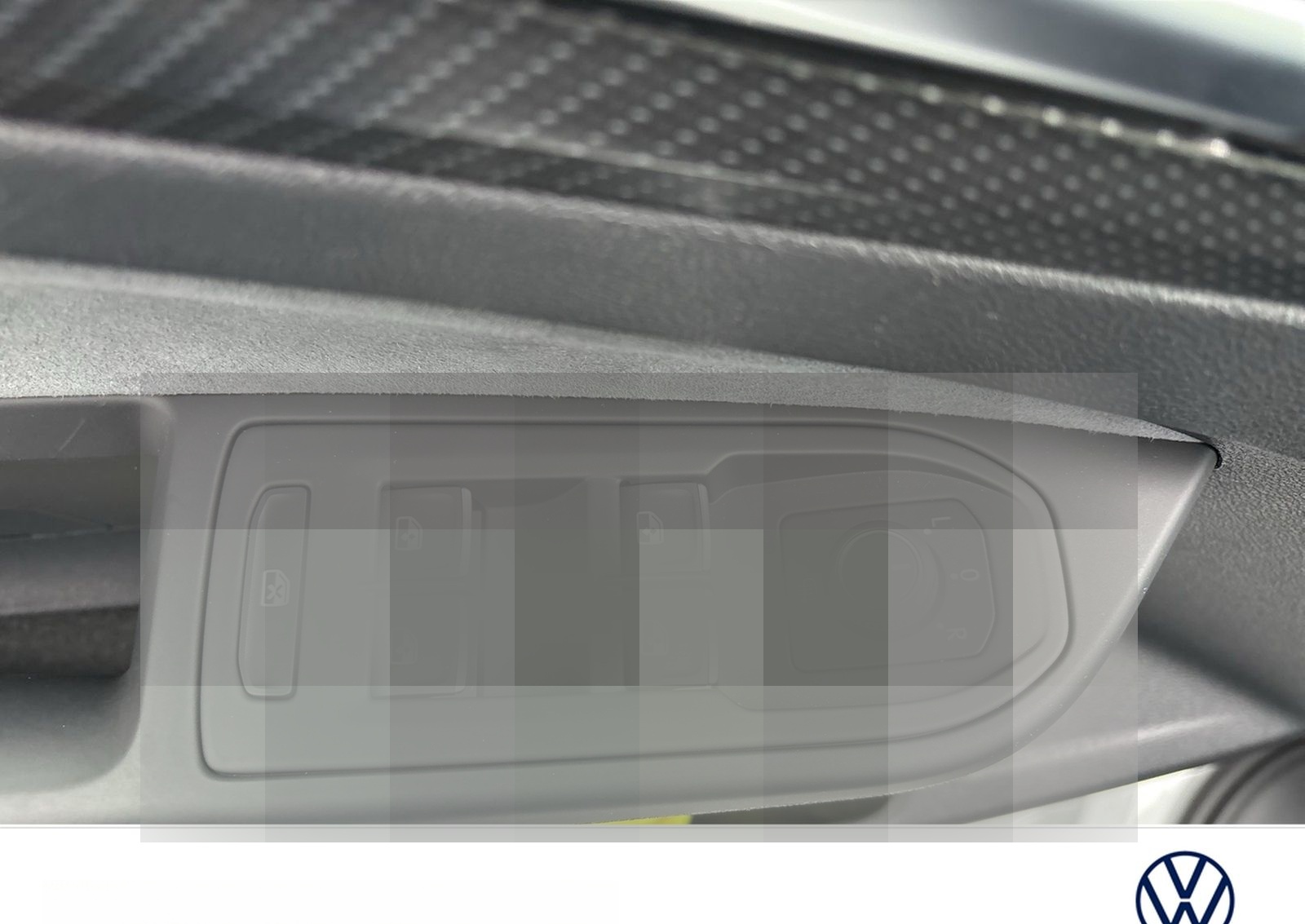 Volkswagen Golf VIII 2.0 R 4X4 AKRAPOVIC CAM ACC LM19 LED+ foto 16
