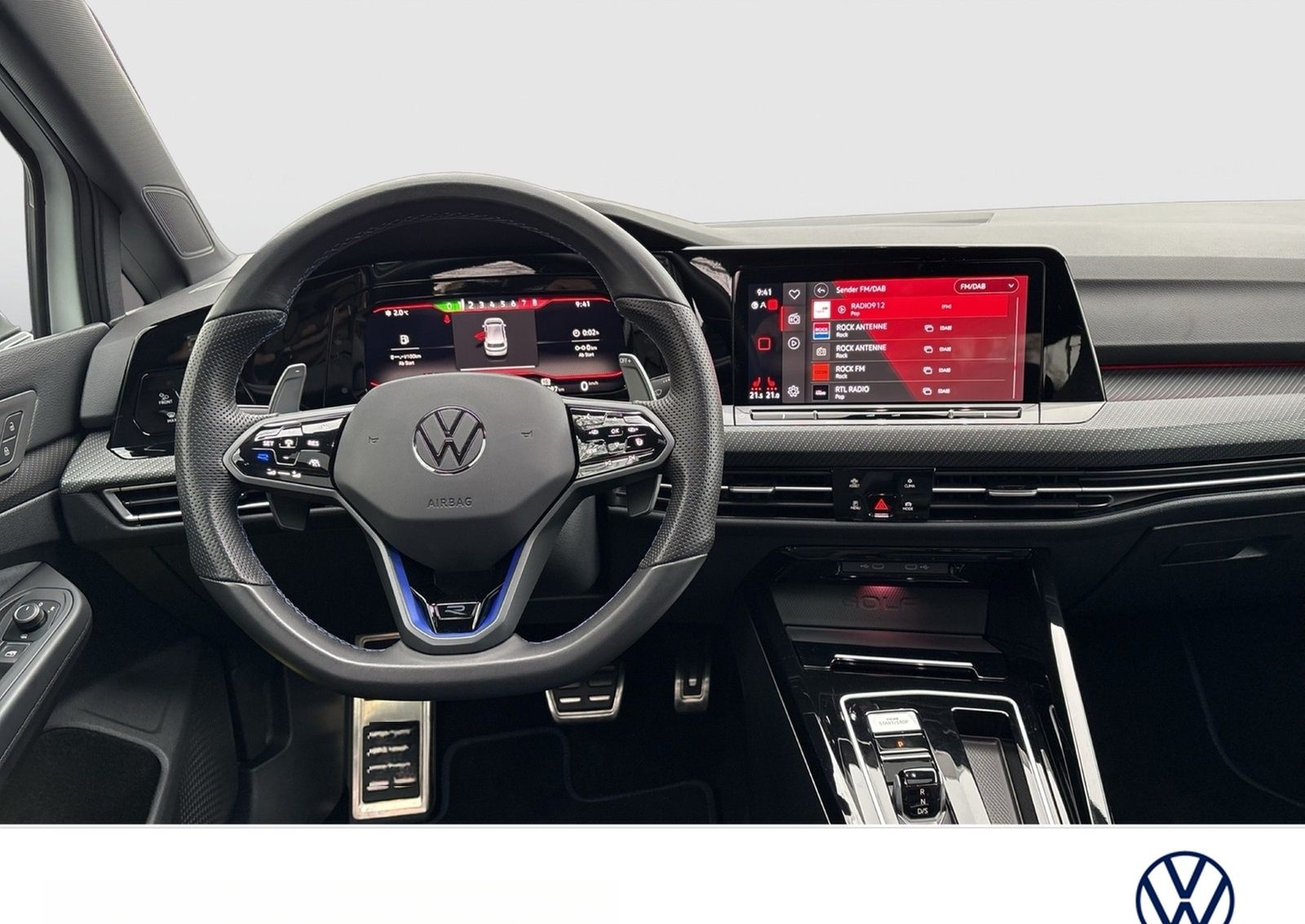 Volkswagen Golf VIII 2.0 R 4X4 AKRAPOVIC CAM ACC LM19 LED+ foto 6
