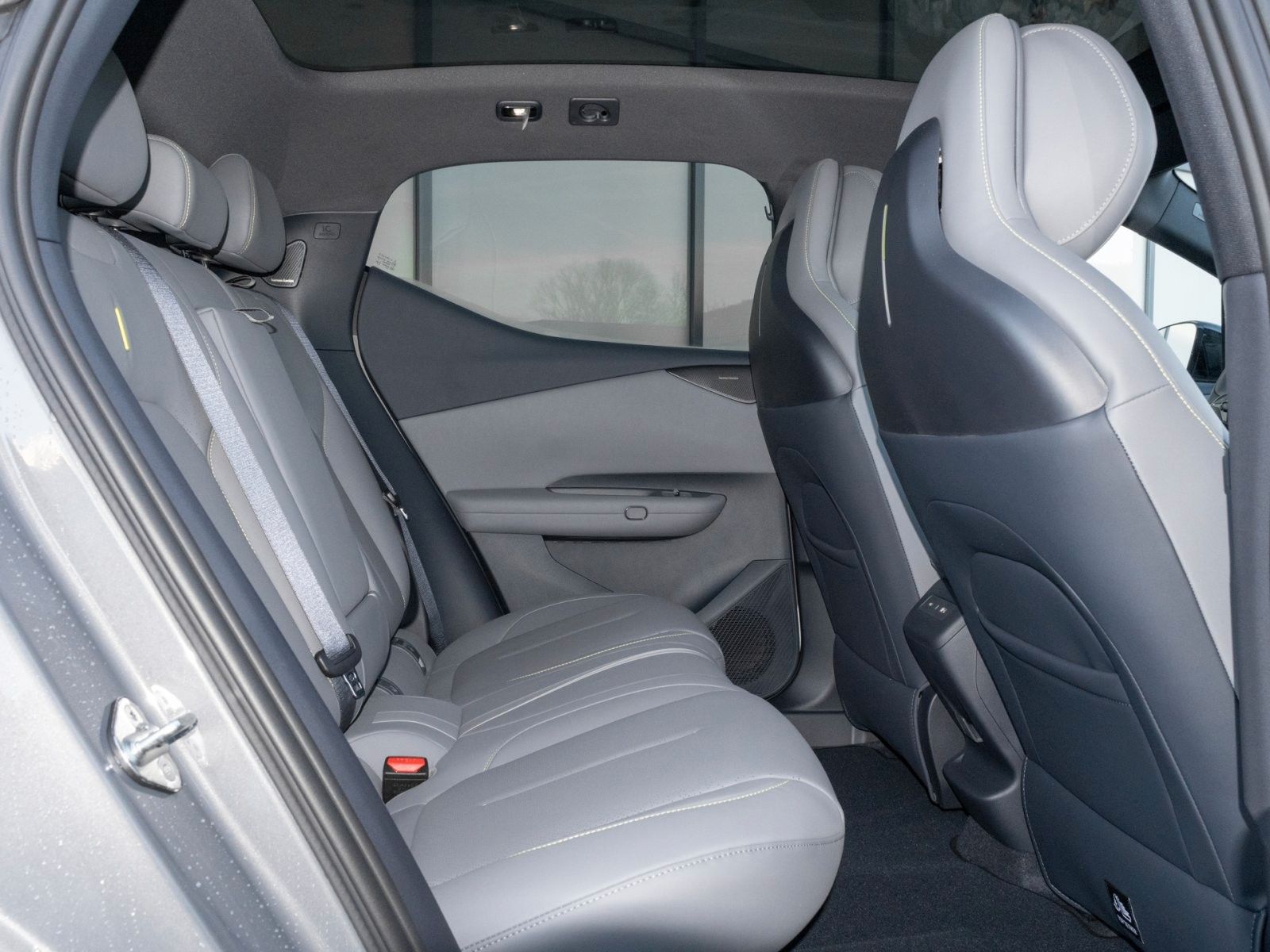 Lynk&Co 02 200 kW More foto 4