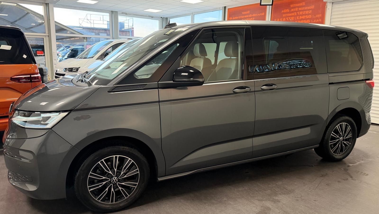 Volkswagen T7 Multivan/Pano-Dach/AHK/PDC/ACC/Kamera/DSG/LED foto 4