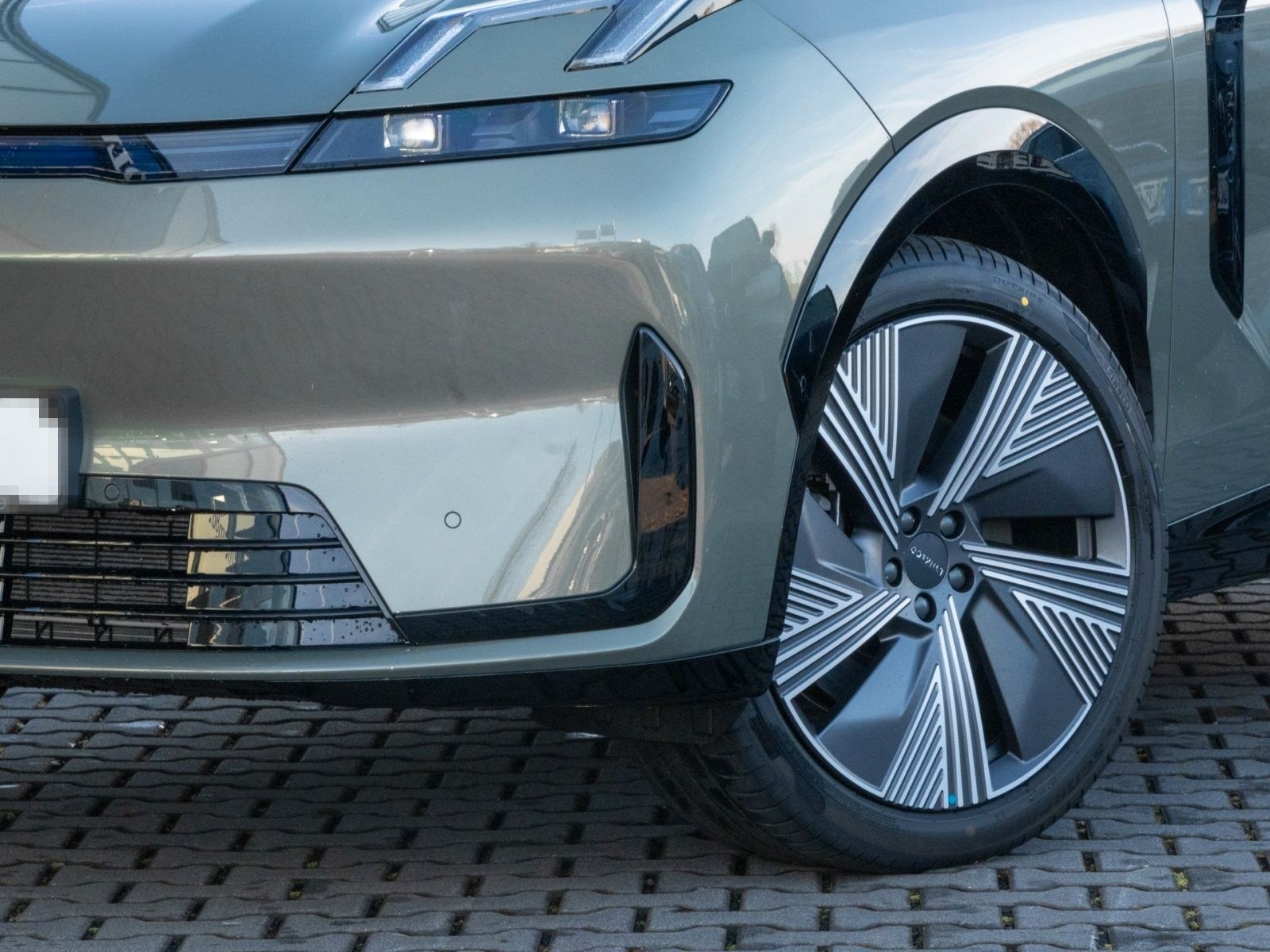 Lynk&Co 08 1.5 T PHEV 257 kW More foto 3