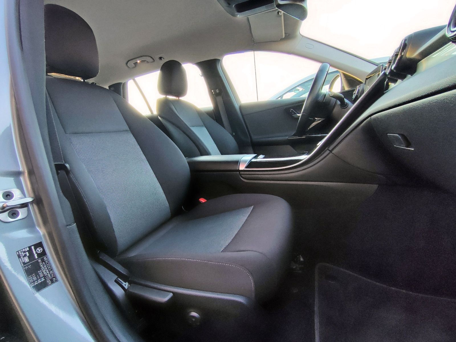 Mercedes-Benz C 200 d T*MBUX*RFK*PLA*SHZ*CarPlay* foto 17