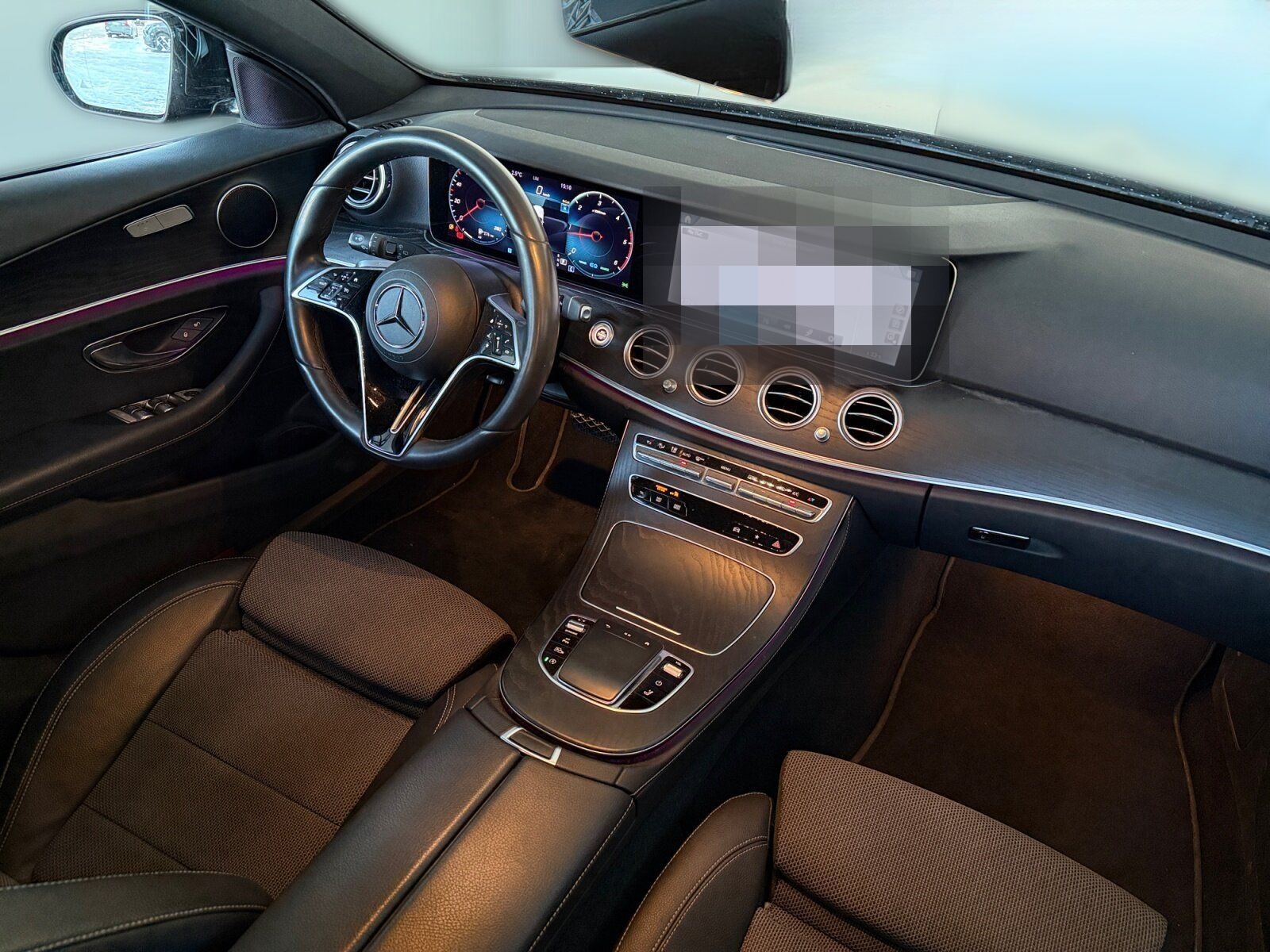 Mercedes-Benz E 220 T d Avantgarde LED Kamera WIDESCREEN Navi foto 12