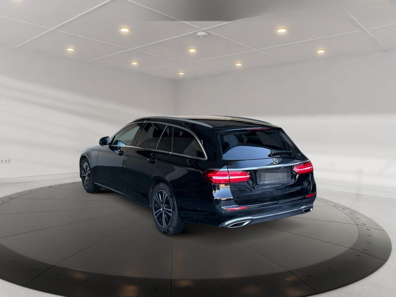 Mercedes-Benz E 220 T d Avantgarde LED Kamera WIDESCREEN Navi foto 3