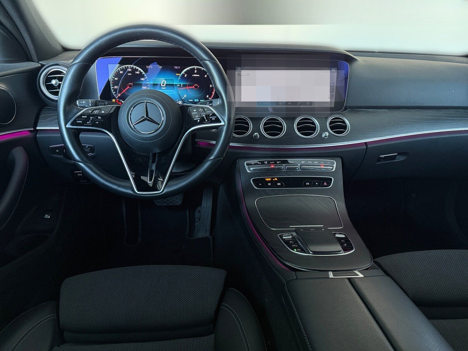 Mercedes-Benz E 220 T d Avantgarde LED Kamera WIDESCREEN Navi foto 8