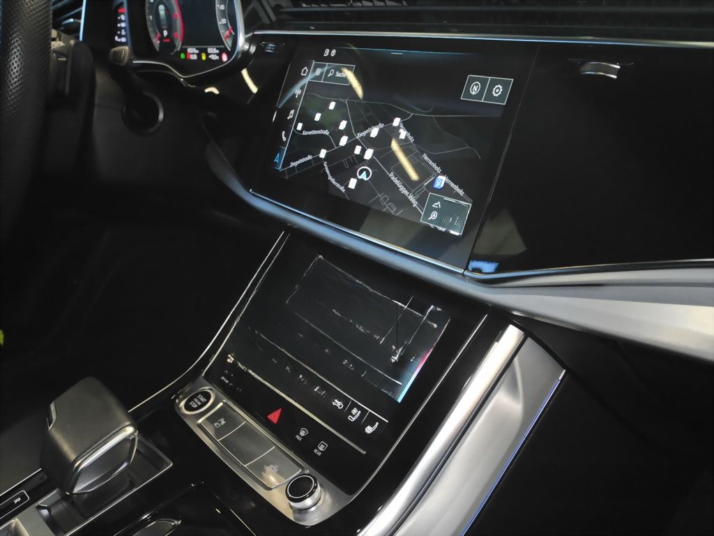 Audi Q8 50 TDI quattro S line Pano HD-Matrix AHK foto 6
