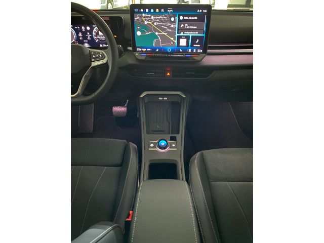 Volkswagen T-Roc Style 1.5 eTSI DSG AHK+NAVI foto 10