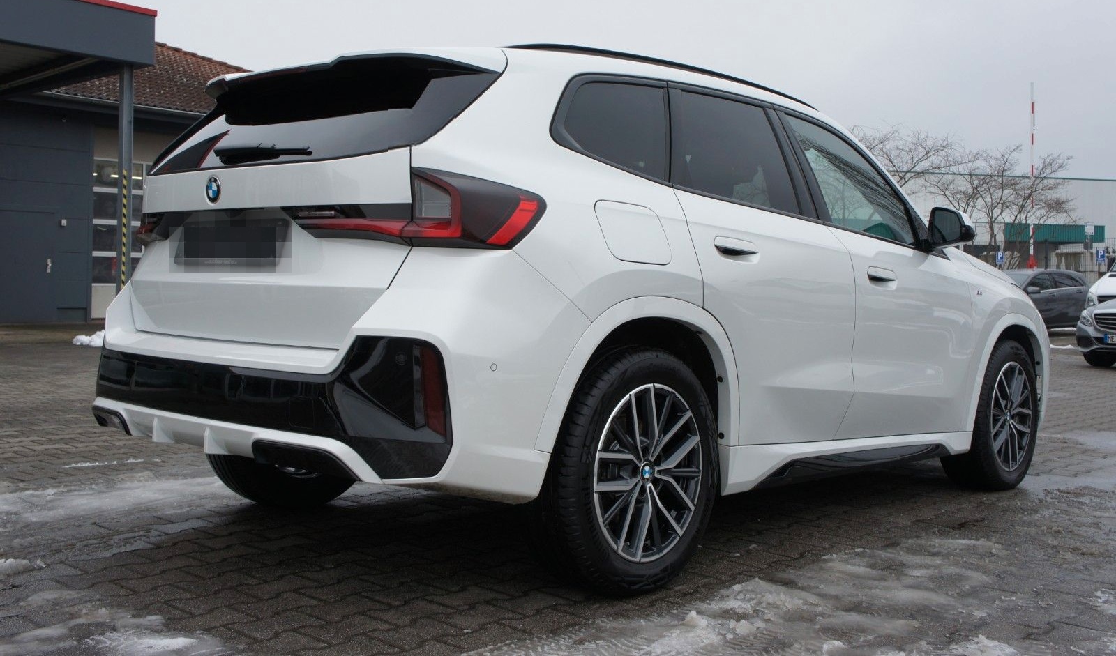 BMW X1 23d xDrive Steptronic *M-SPORT*KAMERA*AHK* foto 8