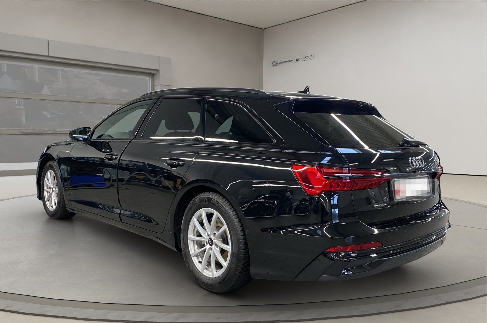 Audi A6 40 2.0 TDI Avant S-Line ACC AUT Kam. Navi 360 foto 4
