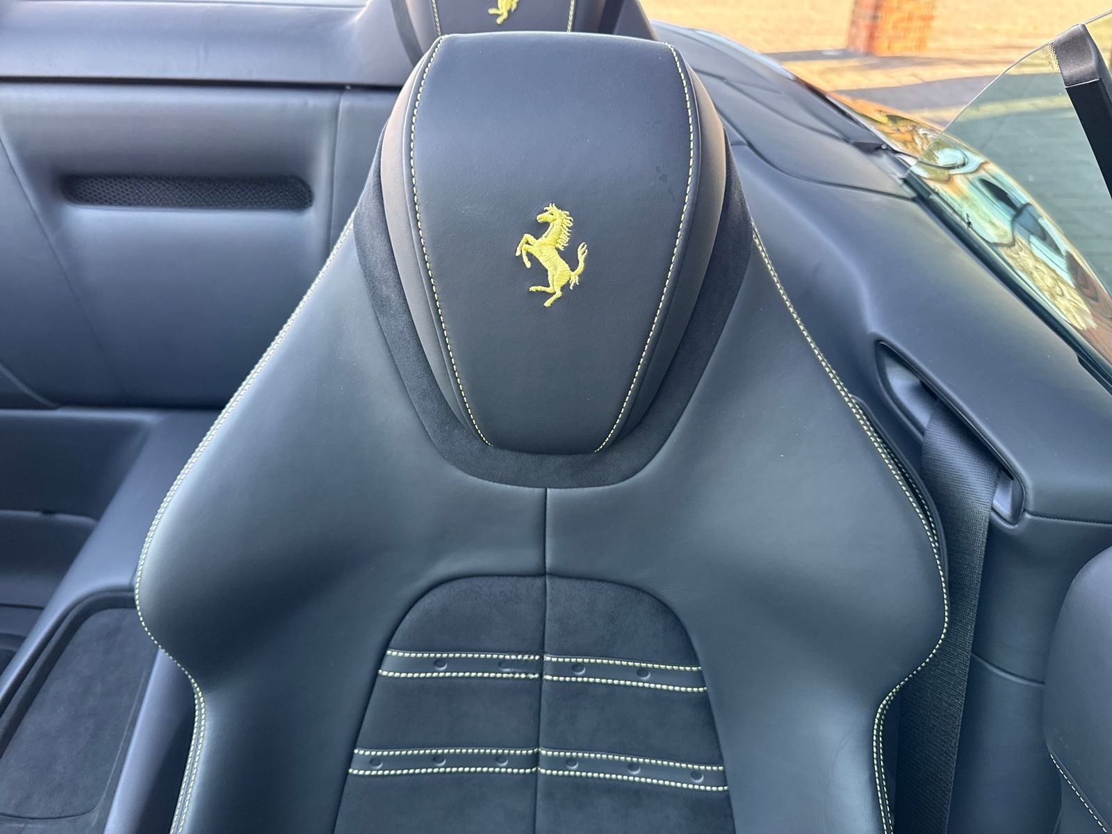 Ferrari Roma Spider *LED-Scheinwerfer*20 Zoll Felge* foto 18