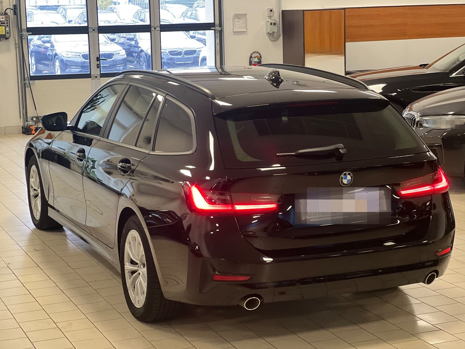 BMW 318d Advantage Aut/Navi/SportSitze/Tempomat foto 8