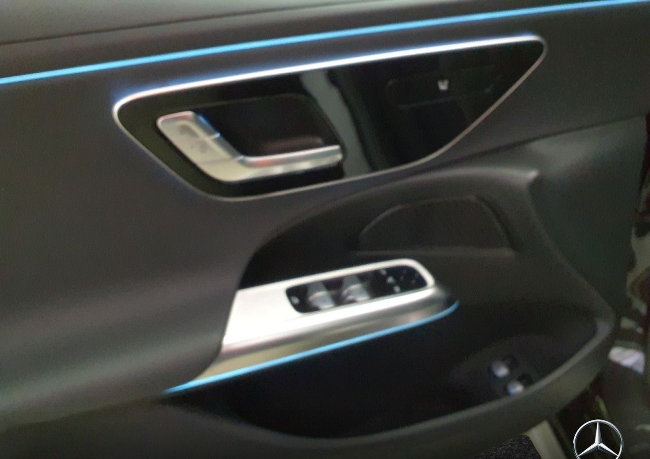 Mercedes-Benz E 300 e Avantgarde Adv./DISTR/Ambiente+/RFK foto 20