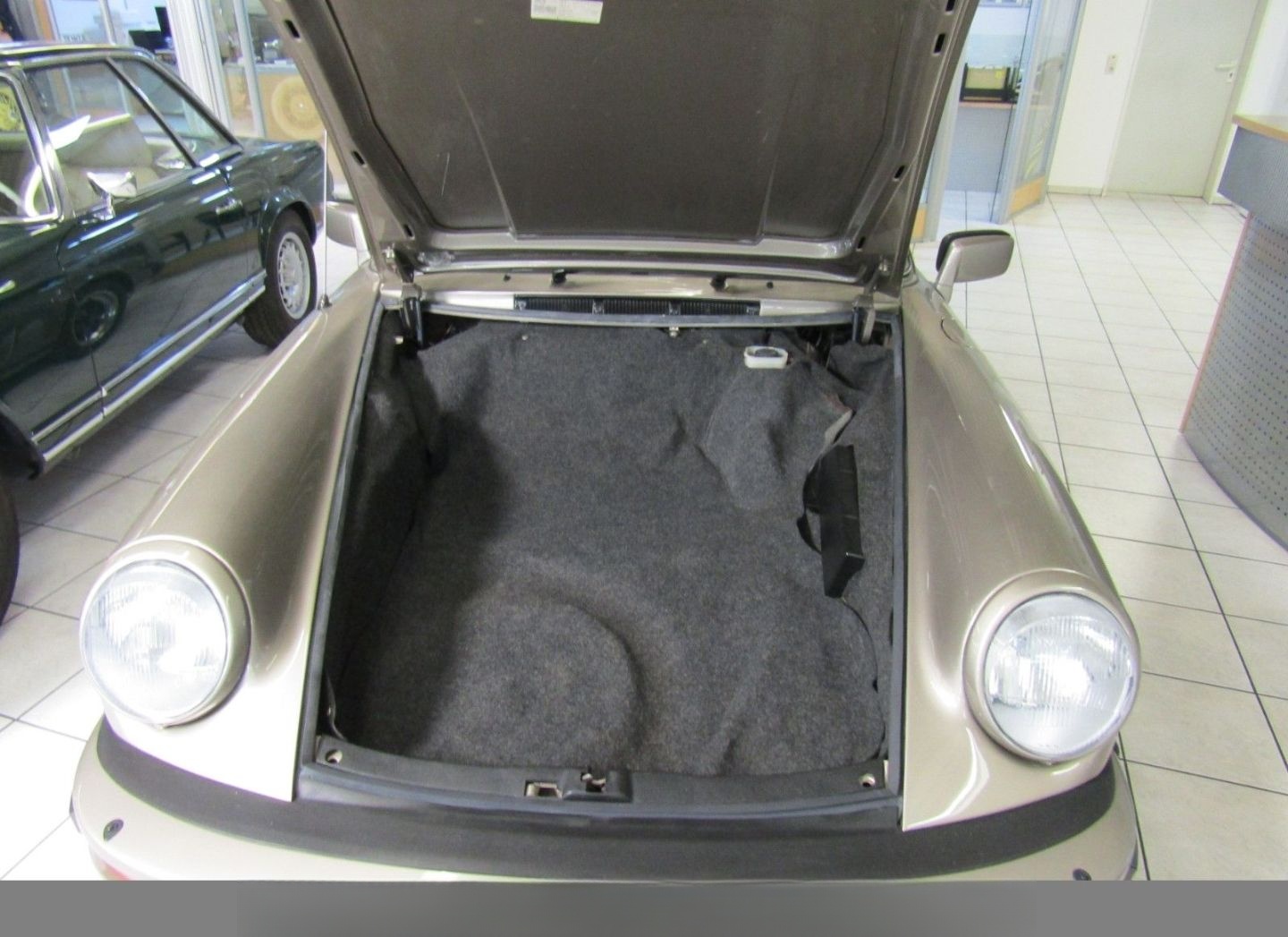Porsche 911 SC Cabriolet H Kennzeichen foto 15