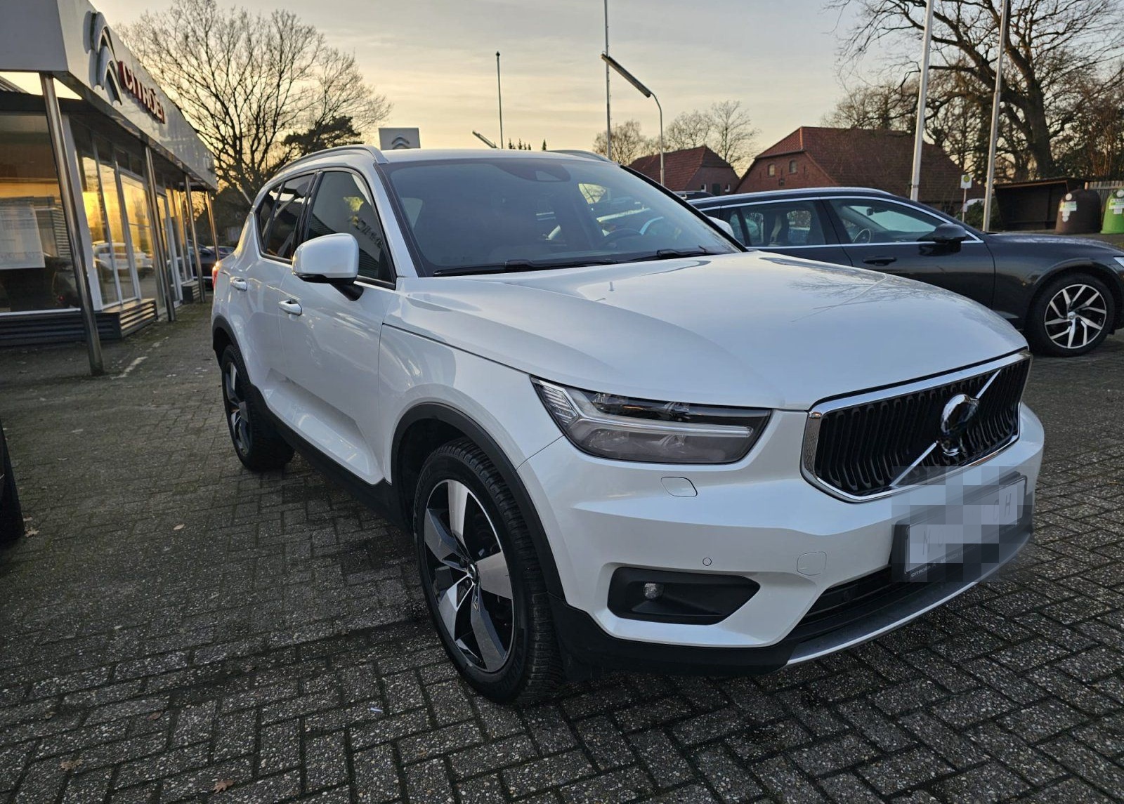 Volvo XC40 Momentum Pro Automat. LED ACC Kamera Navi S foto 6