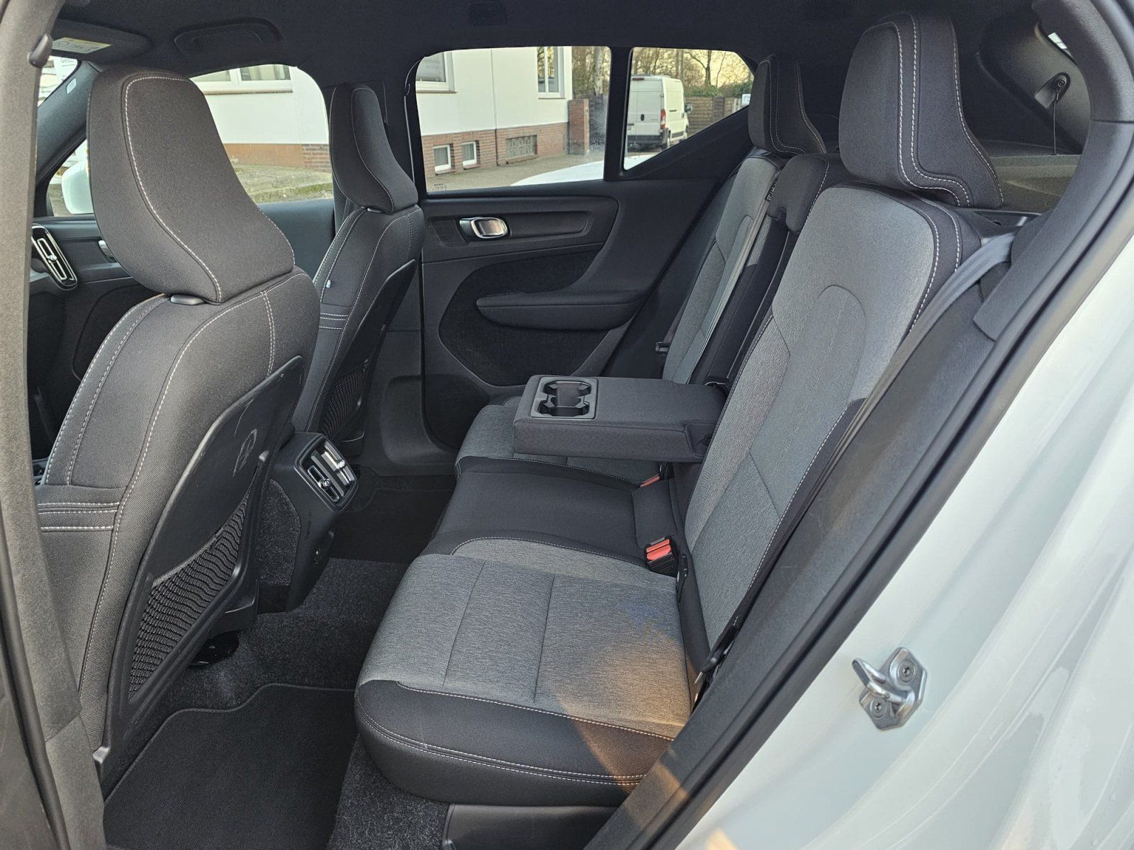 Volvo XC40 Momentum Pro Automat. LED ACC Kamera Navi S foto 8