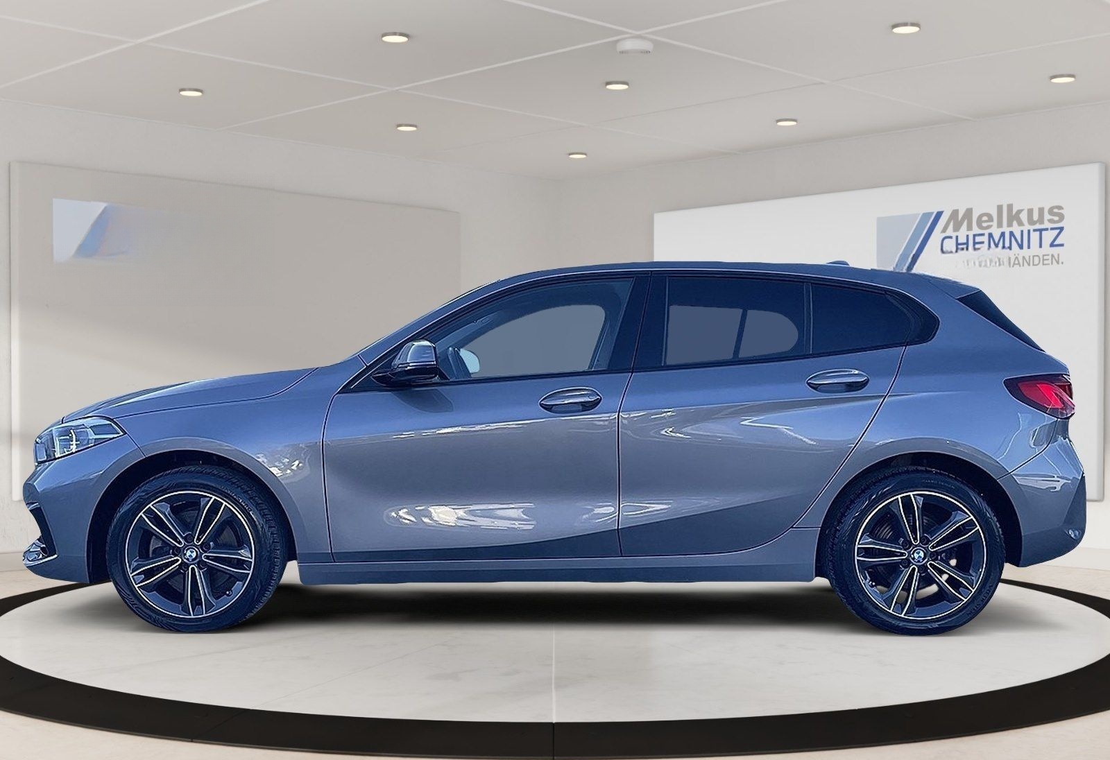 BMW 116i Sport Line/Lenkradhzg/LED/NAVI/WLAN/uvam foto 2