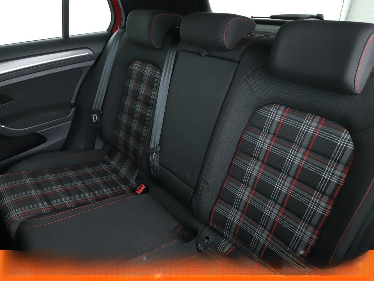 Volkswagen Golf VII 2.0 TSI GTI Performance BM Aut.*NAVI* foto 14