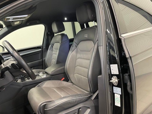 Volkswagen Touareg 3.0 TDI R-Line 4Motion ACC+LANE+KAMERA+A foto 12