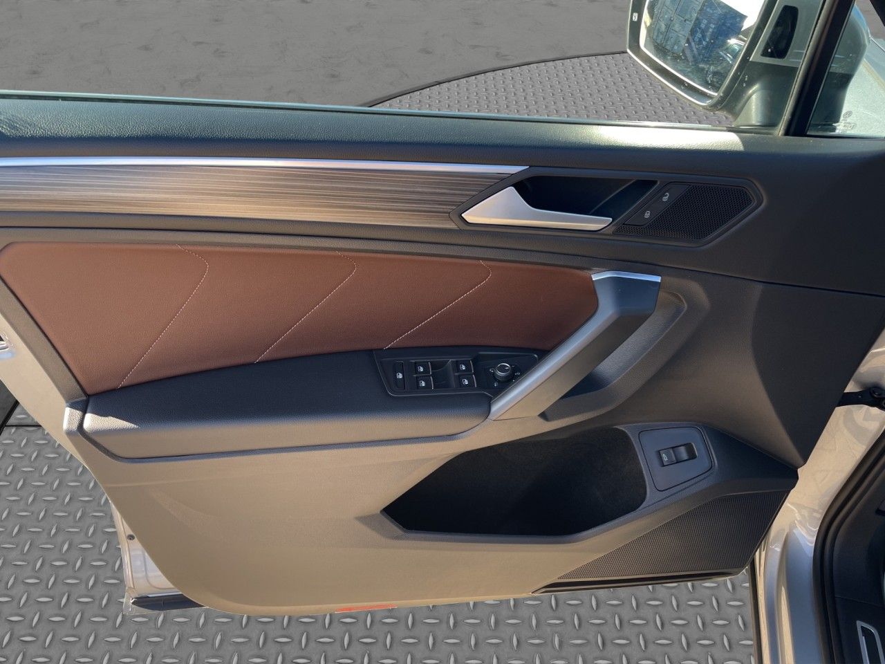 Volkswagen Tiguan Allspace Elegance 4Motion/AHK/Pano/StHz foto 12