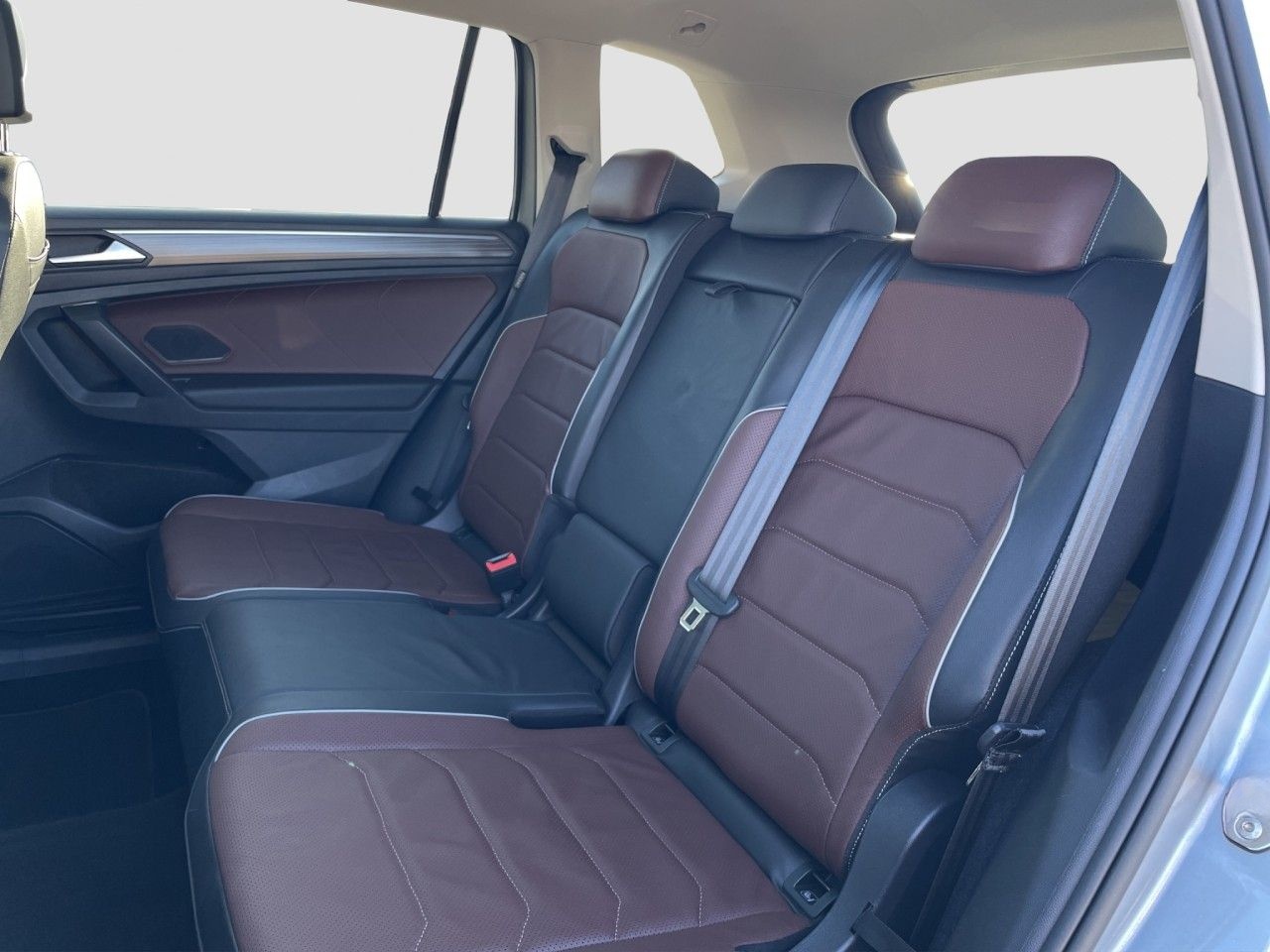 Volkswagen Tiguan Allspace Elegance 4Motion/AHK/Pano/StHz foto 14