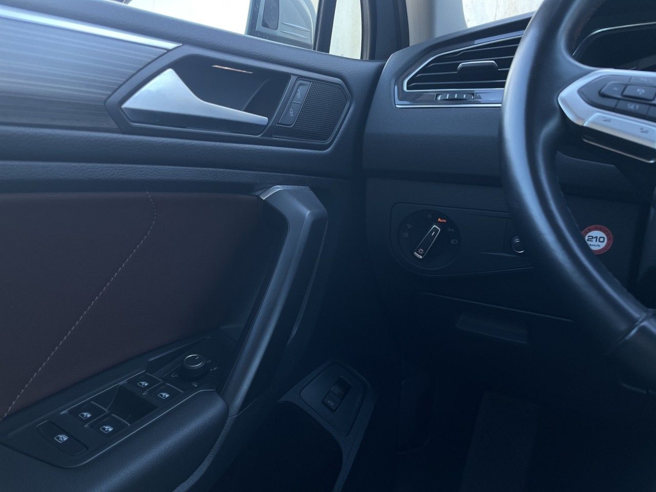 Volkswagen Tiguan Allspace Elegance 4Motion/AHK/Pano/StHz foto 21