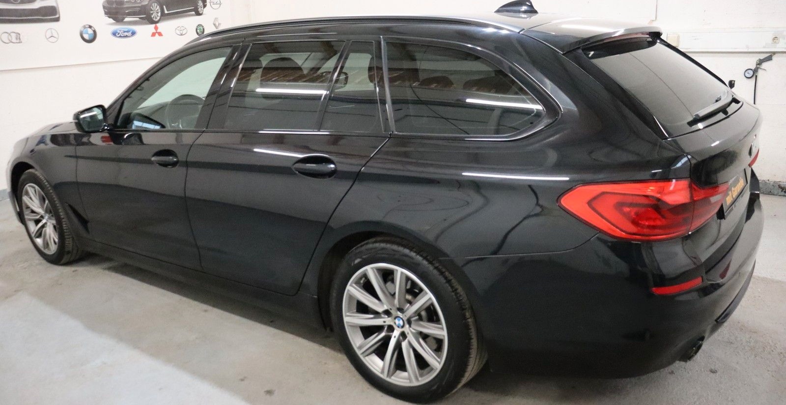 BMW 520d Touring Kamera, Sport Line foto 24