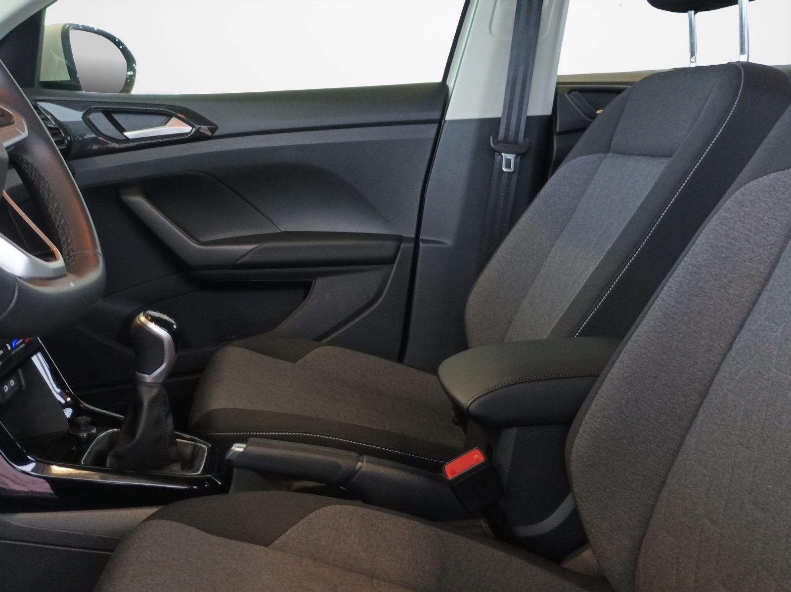 Volkswagen T-Cross 1.0 TSI Life  Navi LED Kamera PDC LM Tem foto 7