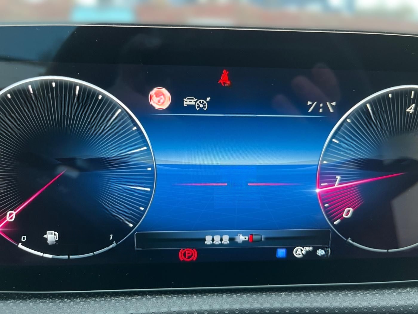 Mercedes-Benz CLA 200 Coupé AMG Pano*AHK*HUD*LEDmulti*360°Ambi foto 7
