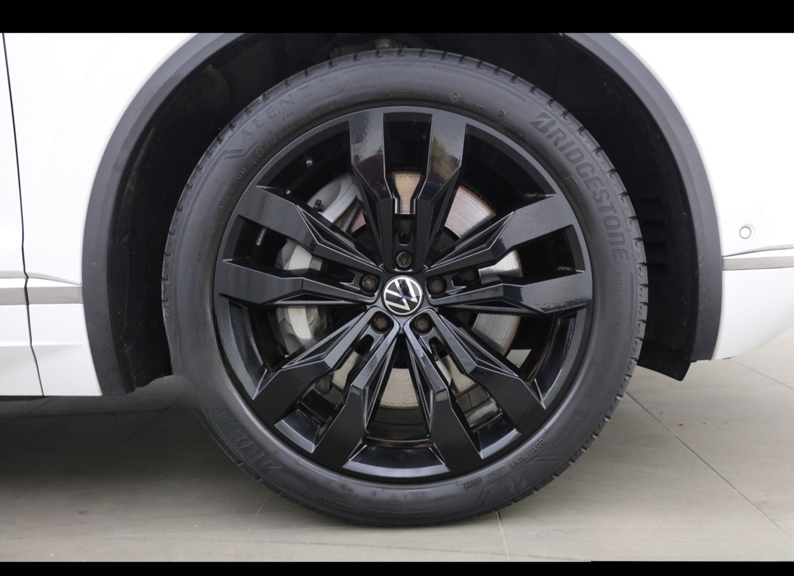 Volkswagen TOUAREG ATMOSPHERE EHYBRID 3.0 V6 TSI TIPTRONIC foto 15