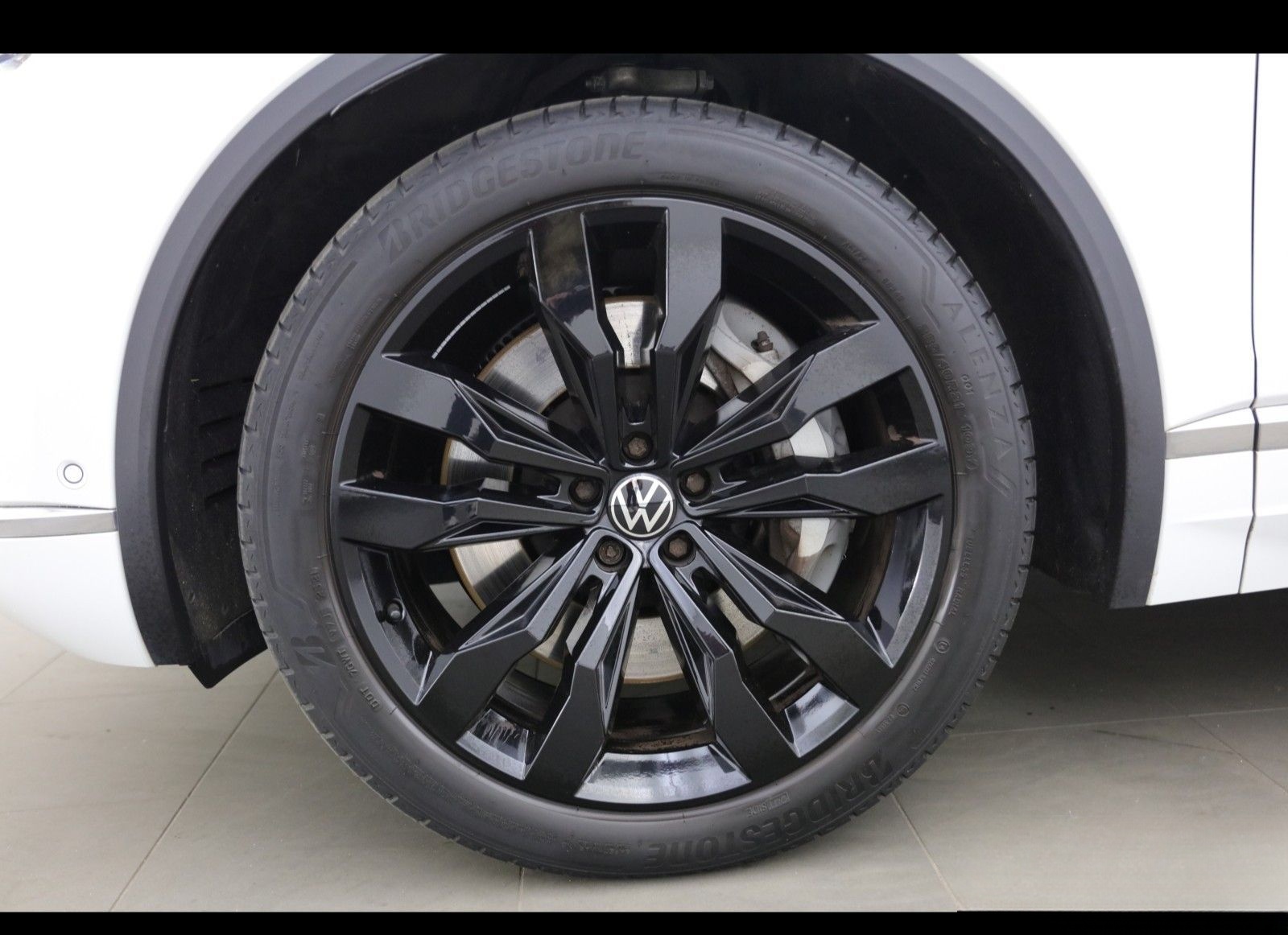 Volkswagen TOUAREG ATMOSPHERE EHYBRID 3.0 V6 TSI TIPTRONIC foto 16