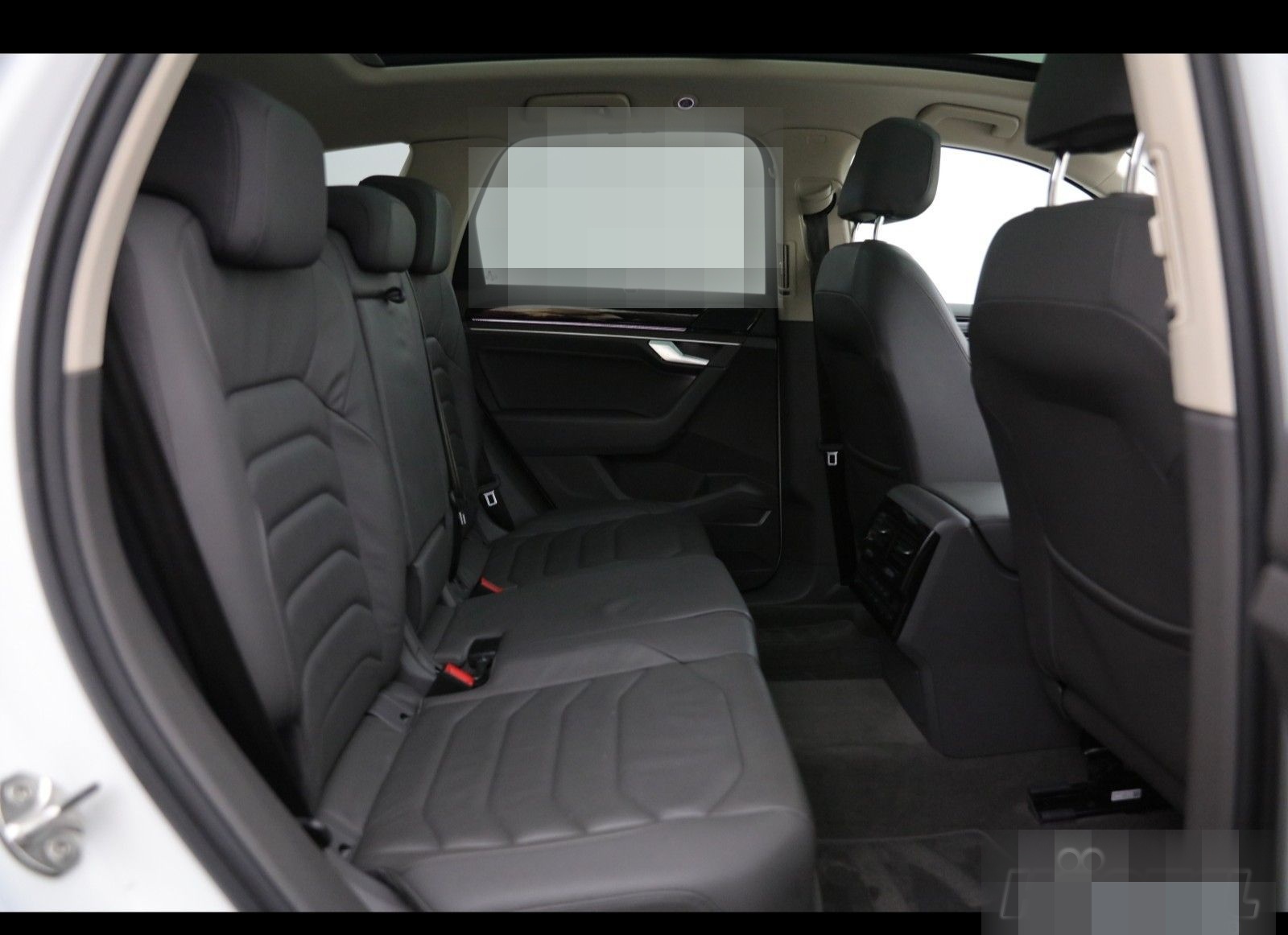 Volkswagen TOUAREG ATMOSPHERE EHYBRID 3.0 V6 TSI TIPTRONIC foto 7