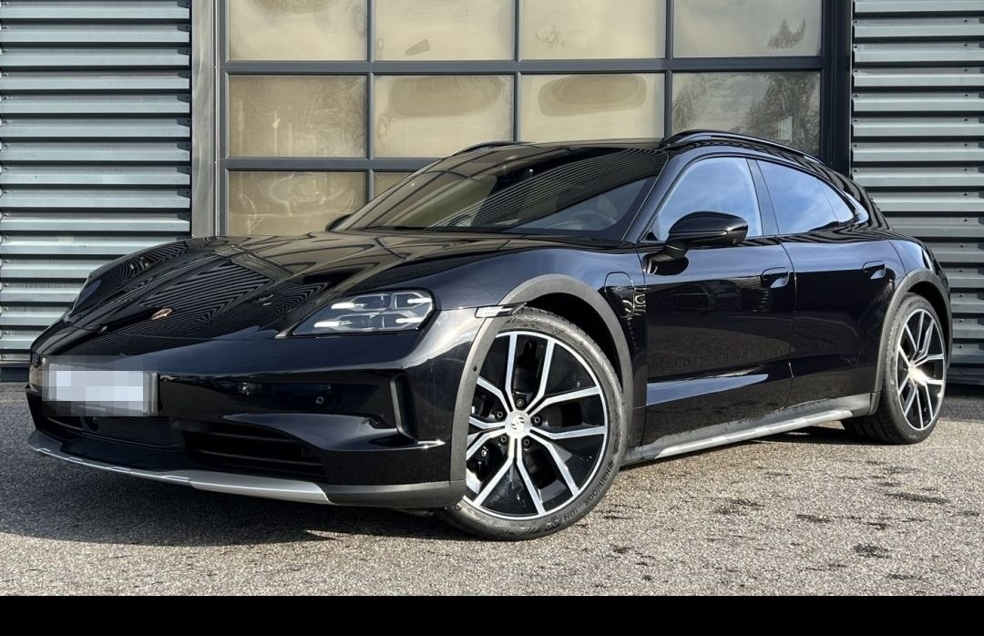 Porsche Taycan 4S Cross Turismo | Hinterachslenkung |