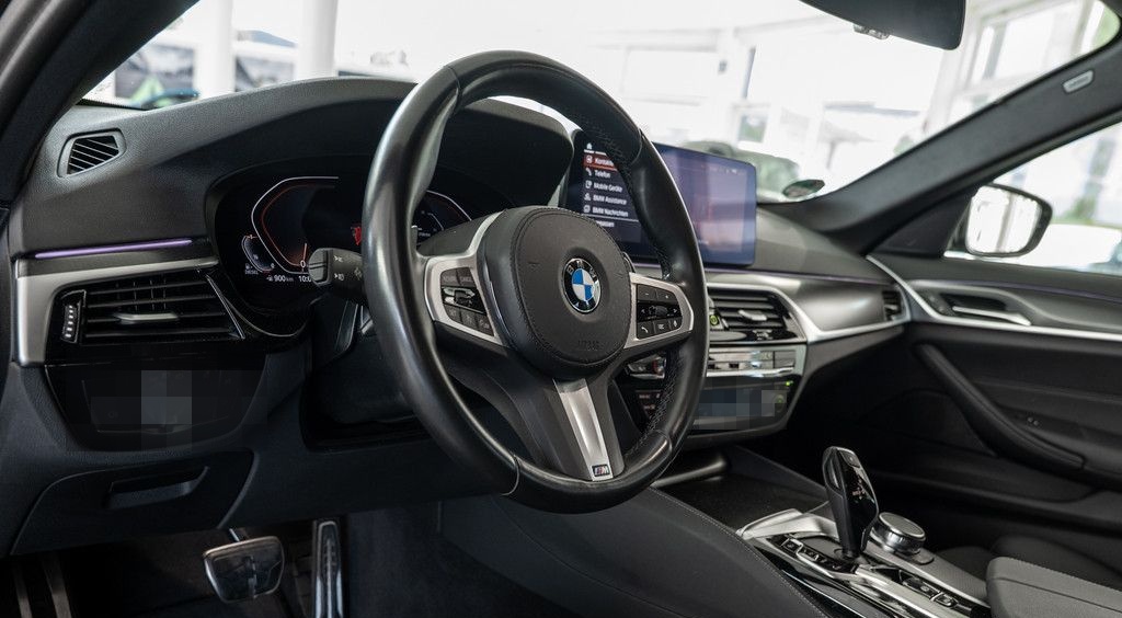 BMW 520d Touring M-Sport FACEL. AHK HUD LASER LED foto 22
