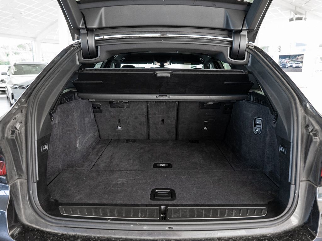 BMW 520d Touring M-Sport FACEL. AHK HUD LASER LED foto 10