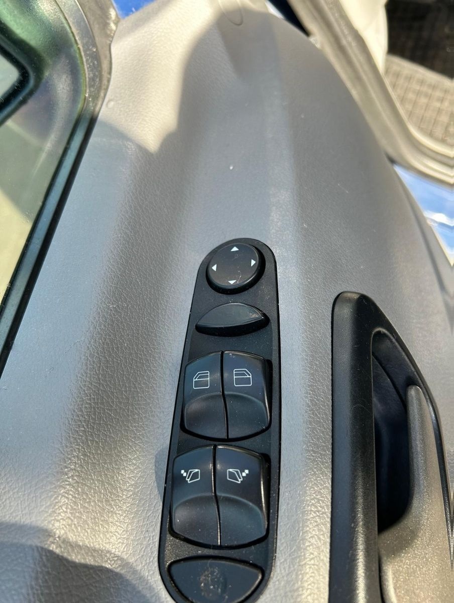 Mercedes-Benz Sprinter 9Sitzer Solar Markise Betten foto 22