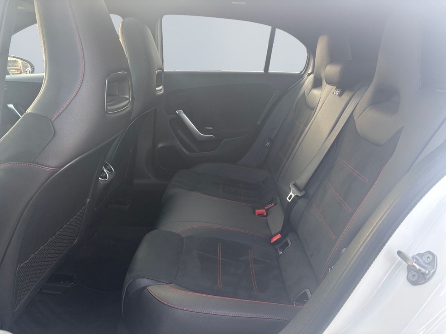Mercedes-Benz A 200 7G-DCT AMG Line *LED*DISTRO*Pano*SHZ*Navi* foto 17