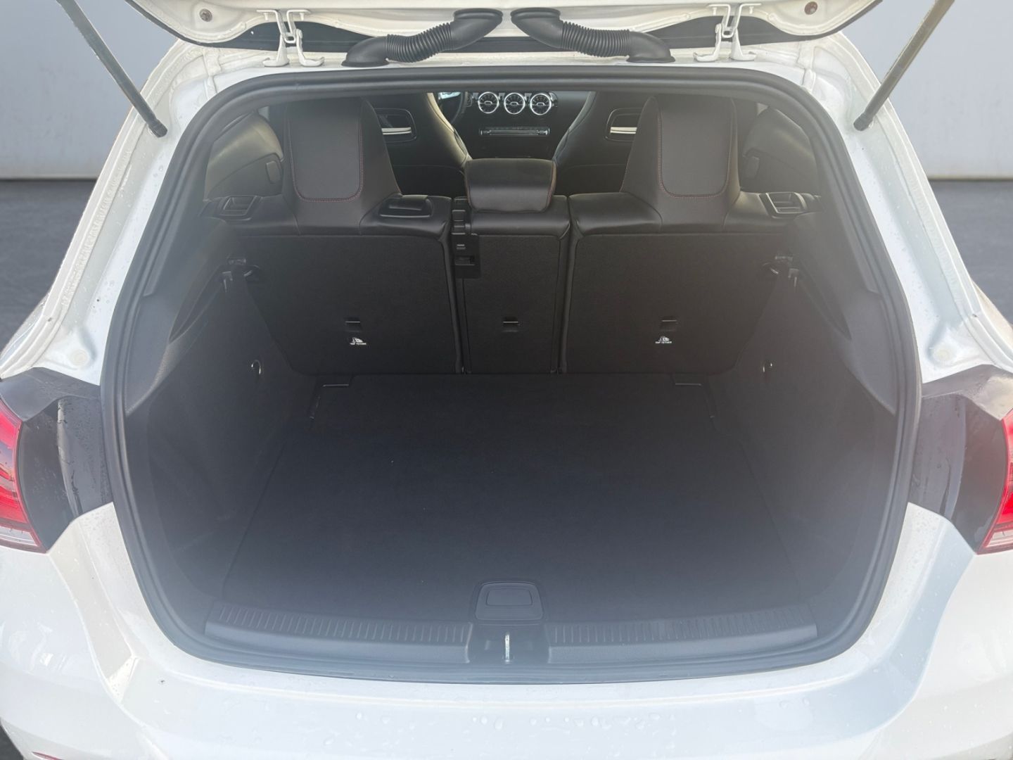 Mercedes-Benz A 200 7G-DCT AMG Line *LED*DISTRO*Pano*SHZ*Navi* foto 18