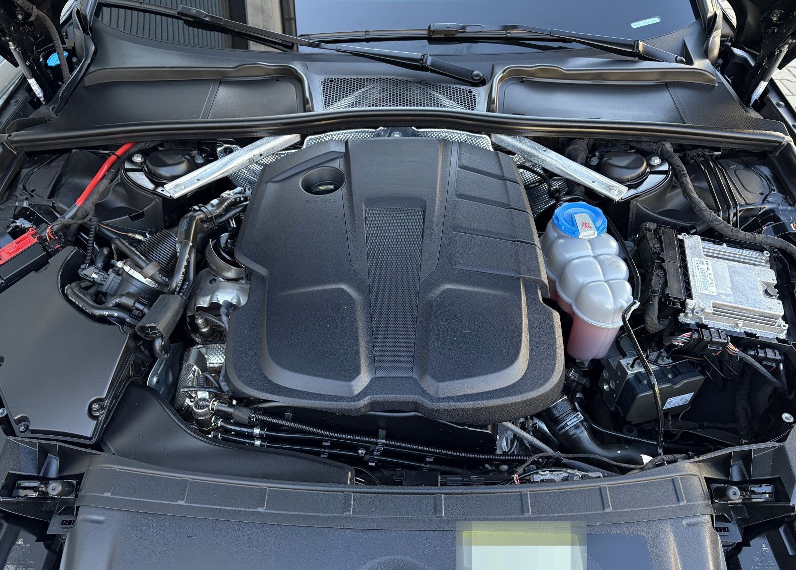 Audi A4 Avant quattro Digi Tacho ACC Kamera AHK Spurh foto 14
