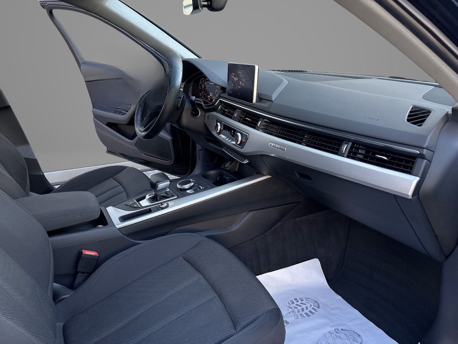 Audi A4 Avant quattro Digi Tacho ACC Kamera AHK Spurh foto 9