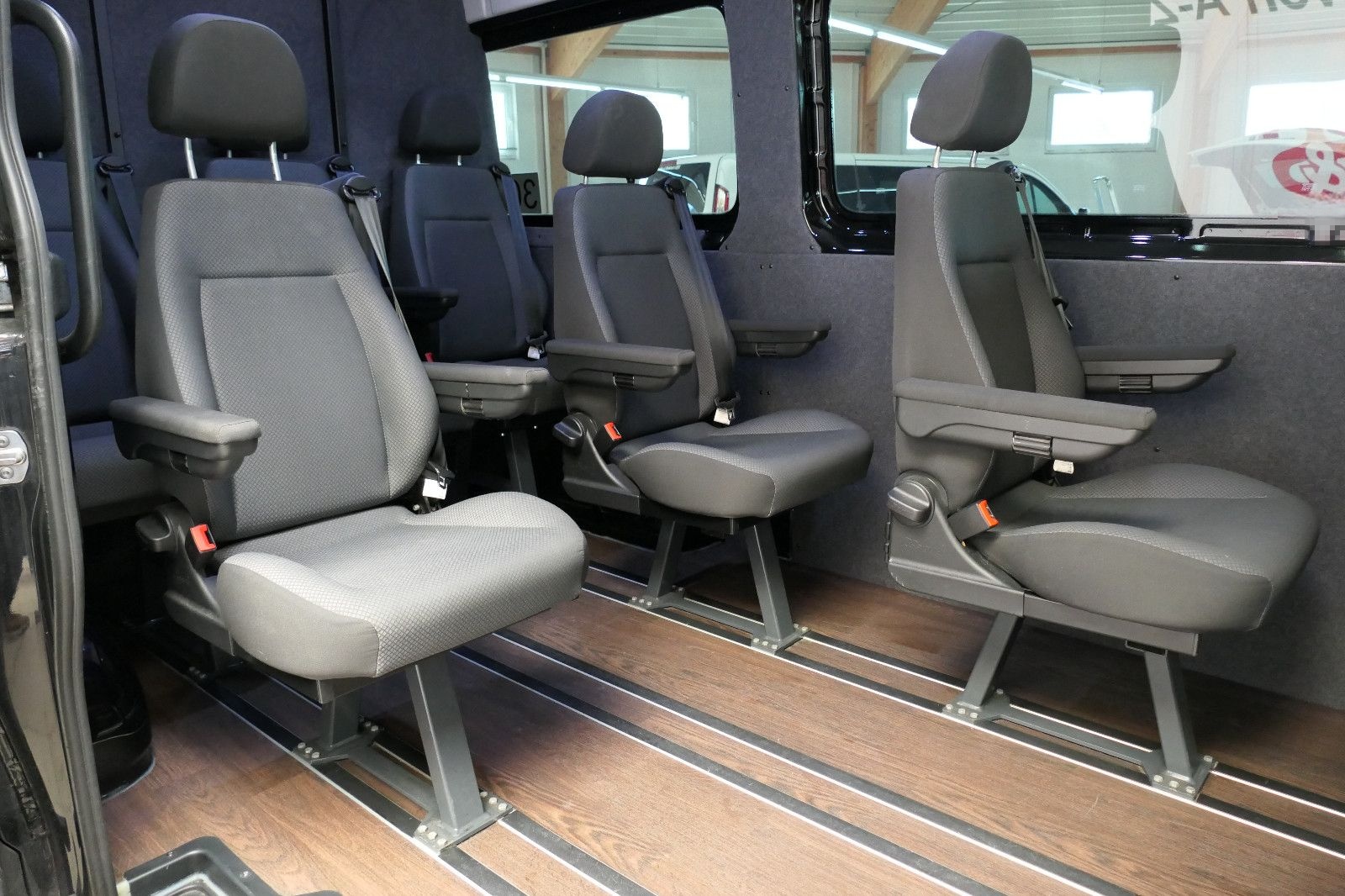 Volkswagen Crafter Kombi 35 MR HD *8-Sitze*AUT*STANDH*LED* foto 10