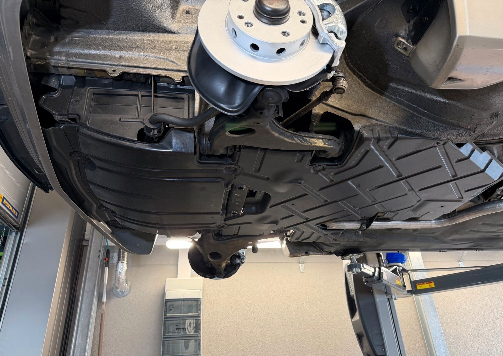 Mercedes-Benz 190 D, Exzellenter Zustand, 1. Hd, H-Zul. 66.844 foto 10