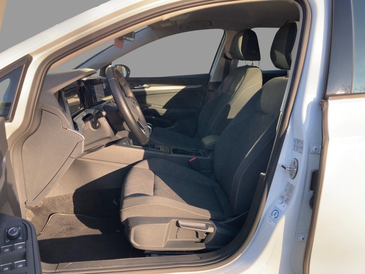 Volkswagen Golf VIII 1.5 TSI Life Navi LED SHZ PDC foto 7