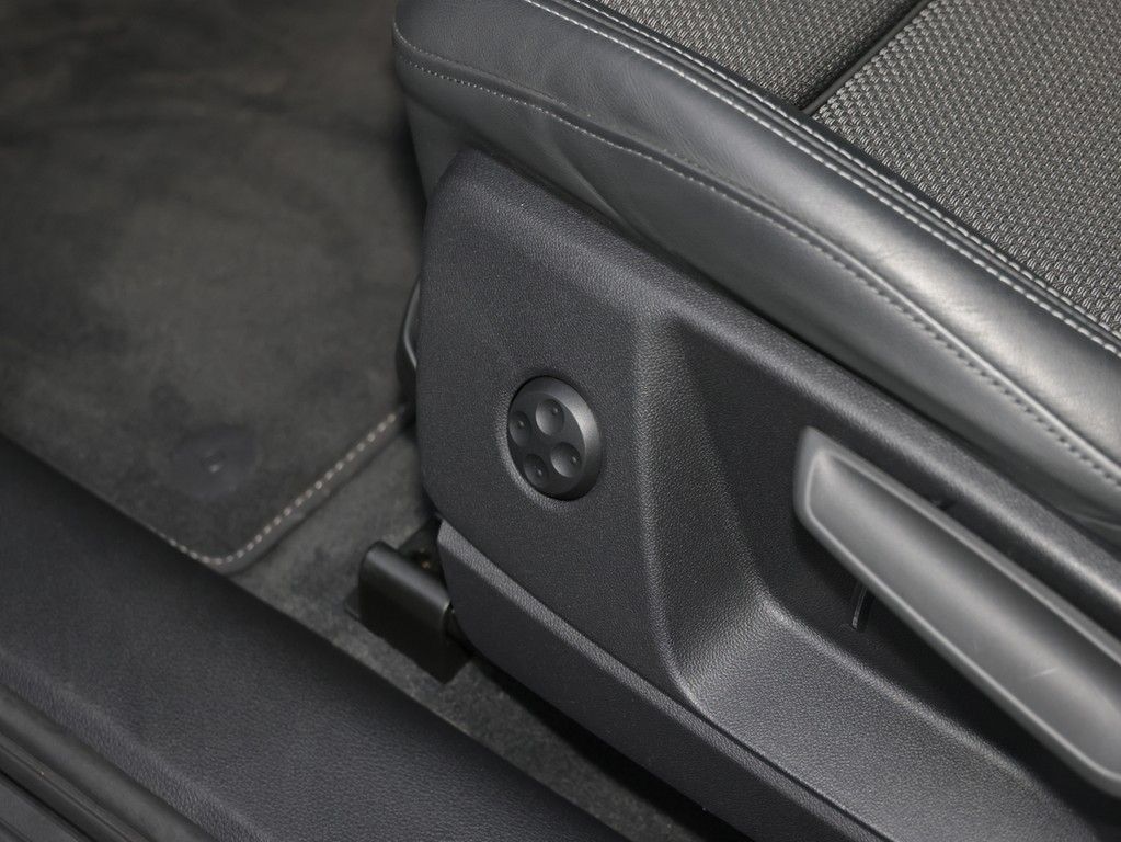 Audi Q5 50 TFSIe quattro S line Sportpaket S-tronic foto 9