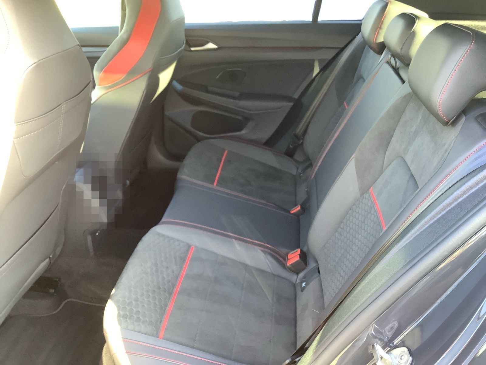 Volkswagen Golf 2.0 TSI DSG GTI Clubsport ACC LED Navi Pano foto 9
