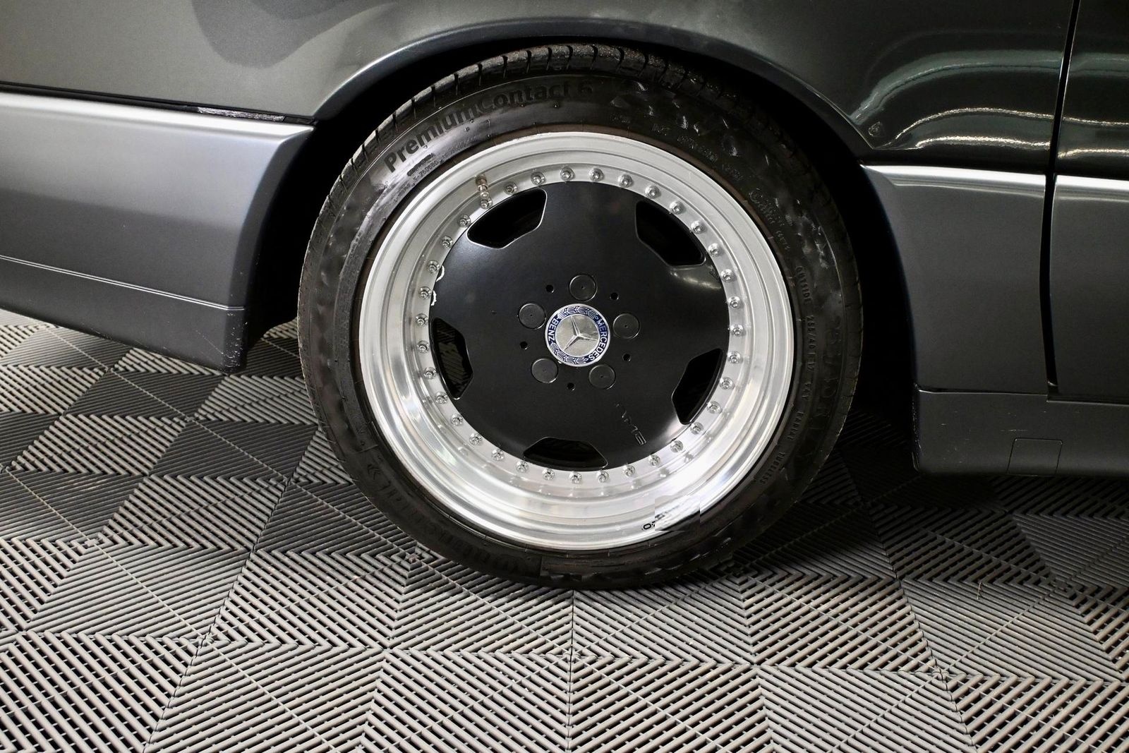Mercedes-Benz SL 300 *original Rohbauänderung für AMG-Räder foto 20